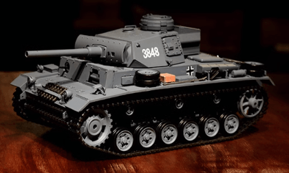 A Closer Look at the Alloy Electric German Panzer III Tank Model - Drift RC Model