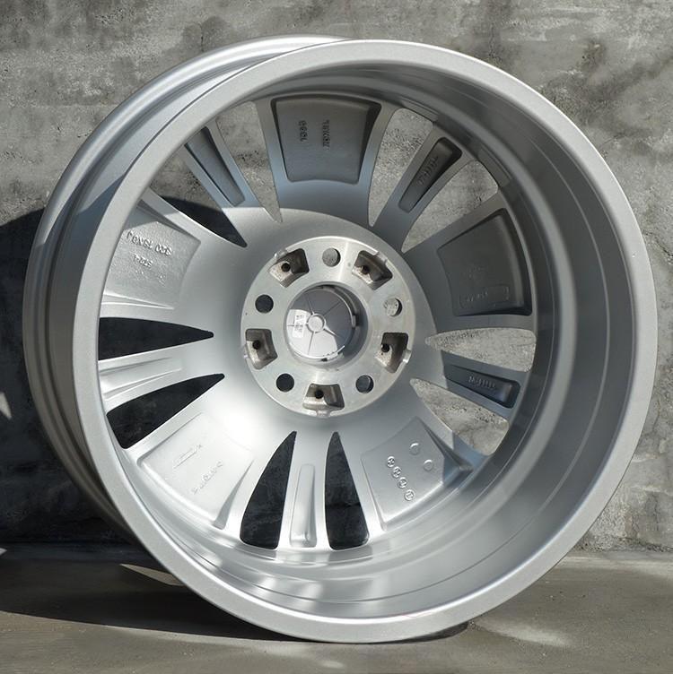 OEM Wheels 18 inches Rim Wheels 18X8J for Honda Toyota RAV4 BMW Series Lexus Crown Mitsubishi Isuzu Aluminum Alloy - Drift RC Model